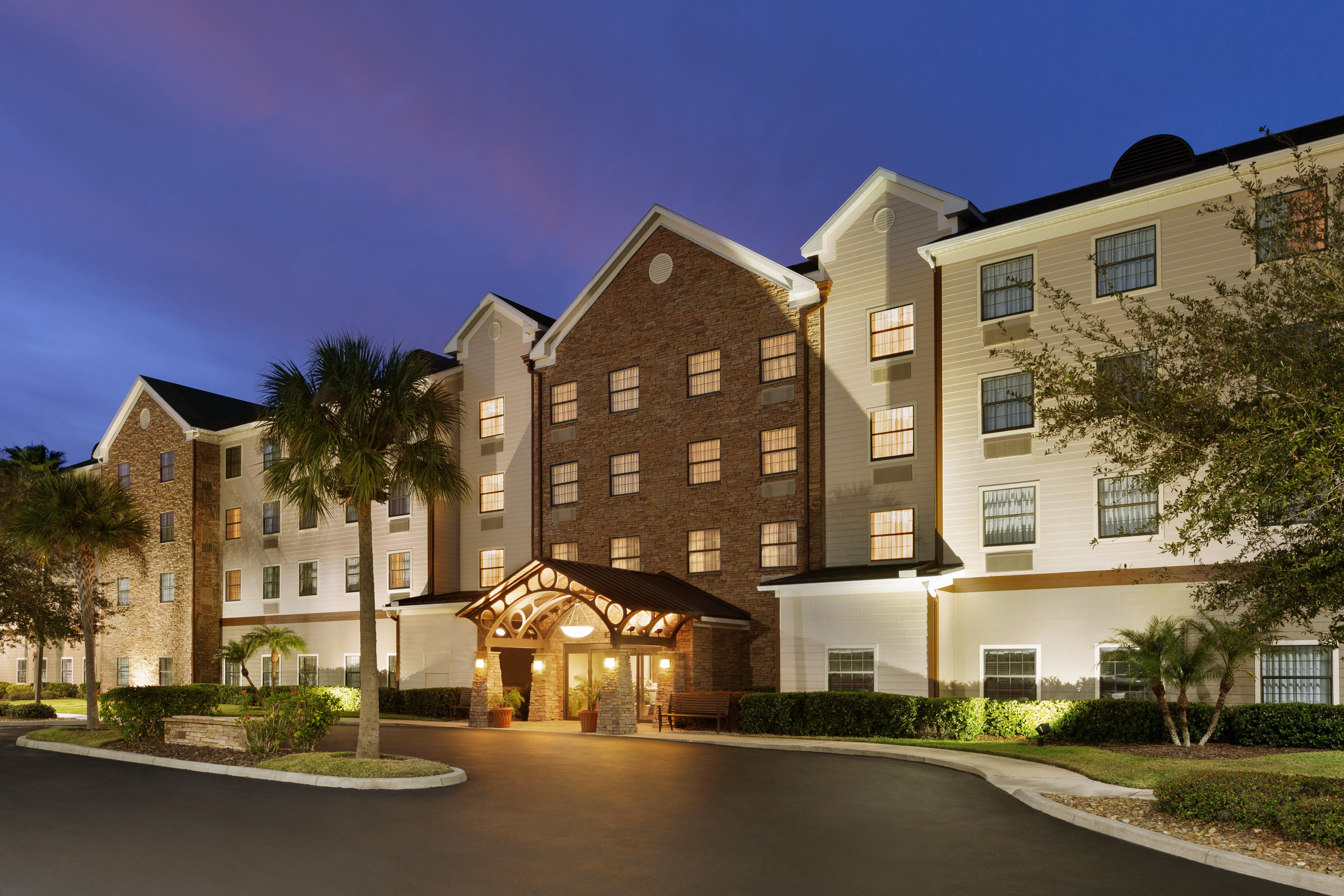 Staybridge Suites Tampa East- Brandon By Ihg Mango Buitenkant foto
